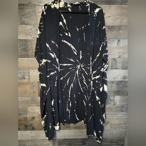 Japna Black and Cream Tie-Dye Kimono